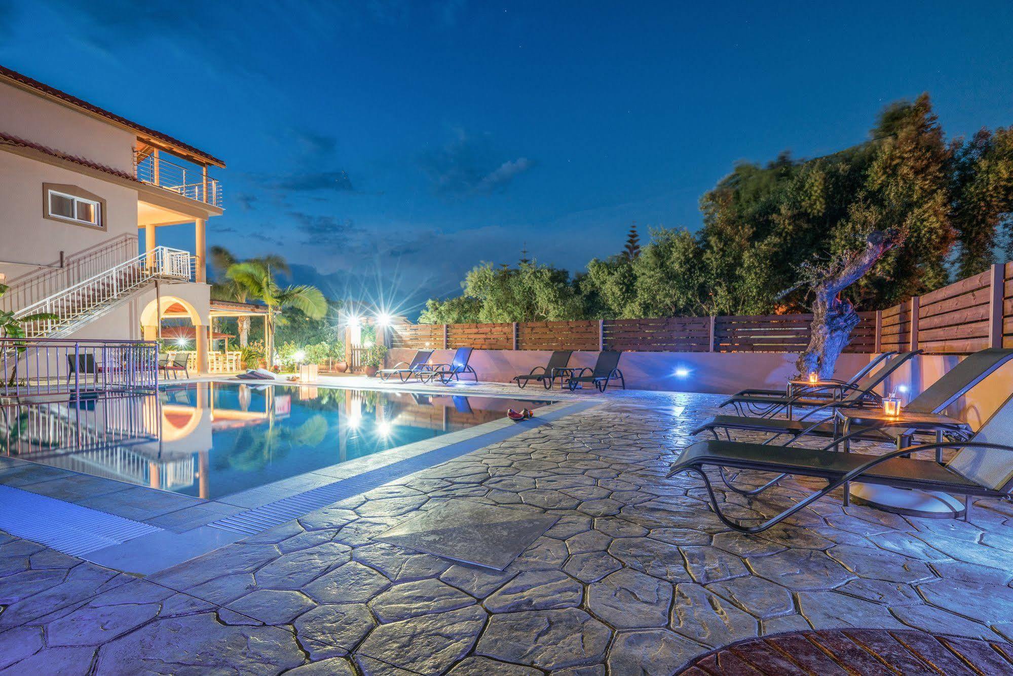 Armonia Boutique Aparthotel
